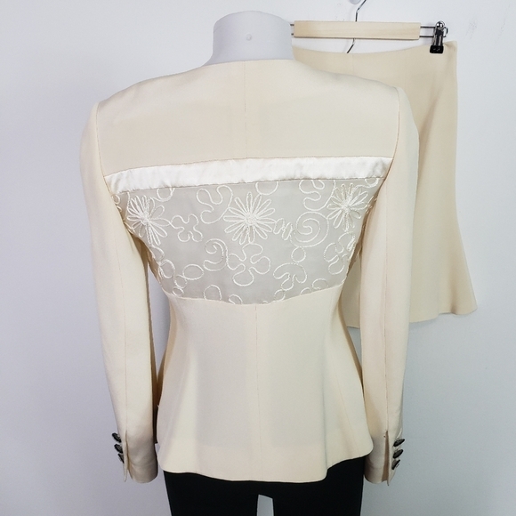 Provasou cream silk skirt suit flower buttons floral embroidered - Picture 9 of 13
